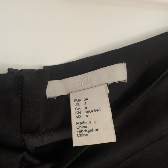 Black high waist A line skirt - Picture 2 of 3